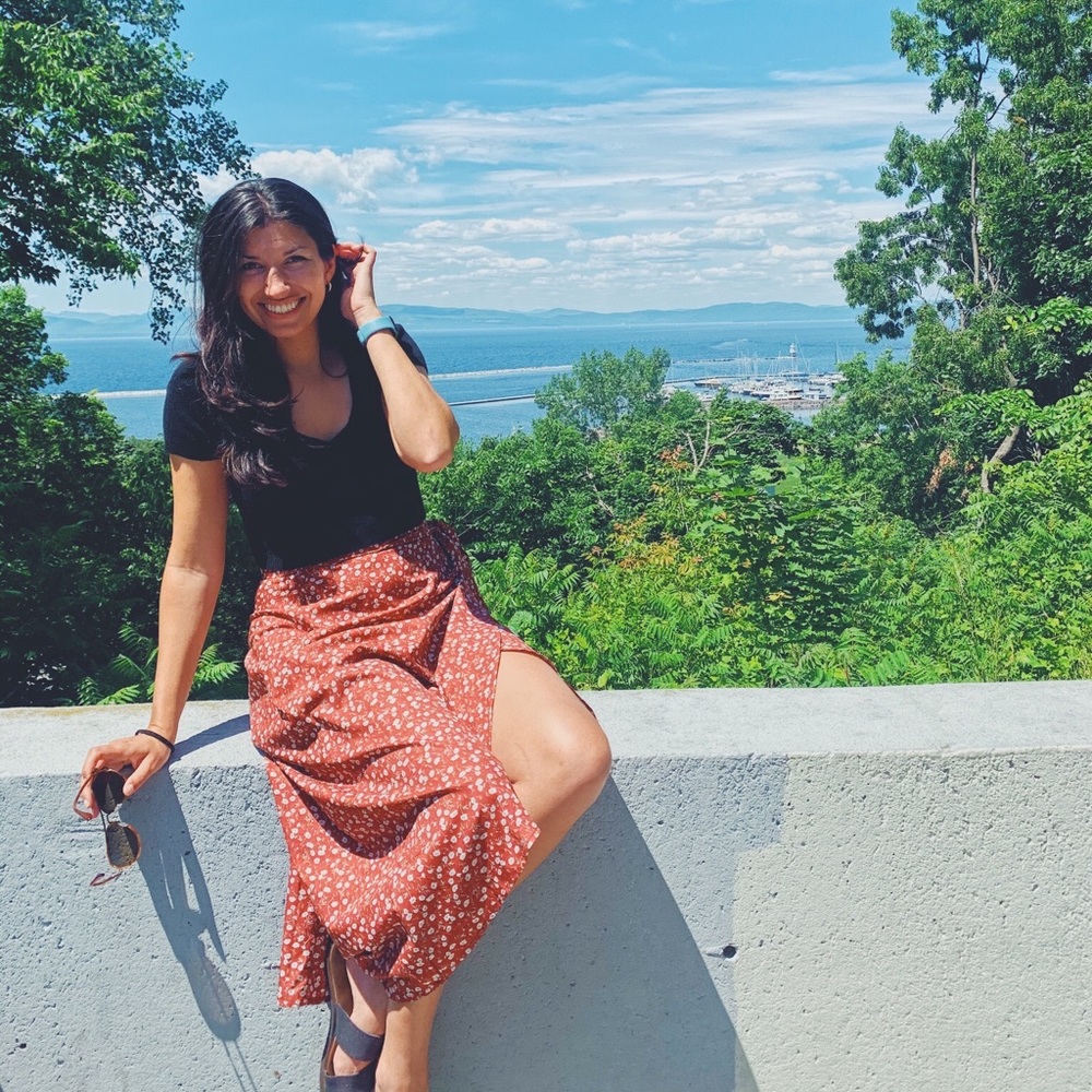 Meet your Posher, Carlina